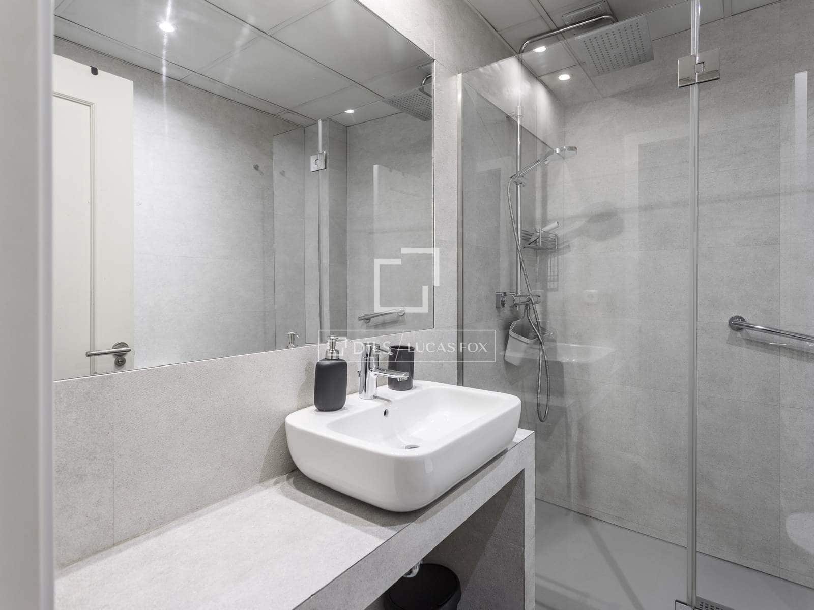 1 bedroom Apartment for rent in Madrid city - € 1,800 (Ref: 10085010)