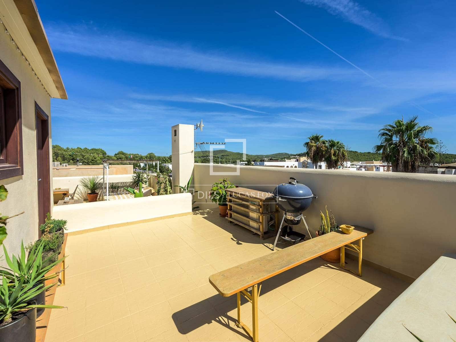 3 quarto Apartamento para venda em Santa Gertrudis de Fruitera - 1 240 000 € (Ref: 10085011)