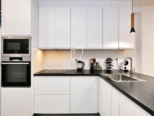 3 makuuhuone Huoneisto myytävänä paikassa Barcelona kaupunki - 630 000 € (Ref: 10085217)