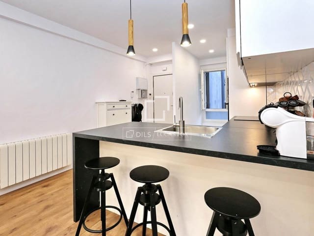 3 makuuhuone Huoneisto myytävänä paikassa Barcelona kaupunki - 630 000 € (Ref: 10085217)