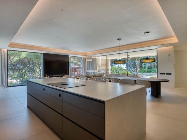 5 sypialnia Willa na sprzedaż w Sant Feliu de Guíxols z basenem garażem - 2 950 000 € (Ref: 10085218)