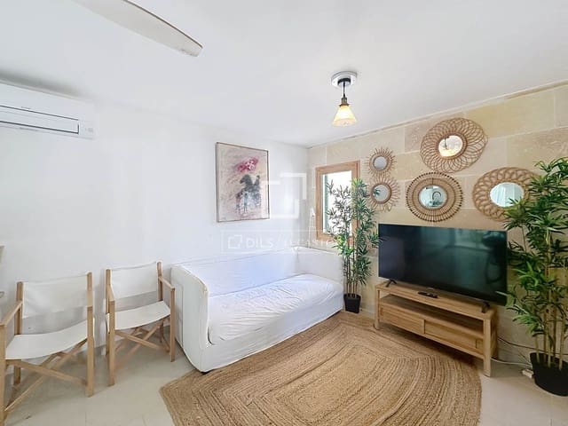 2 soveværelse Villa til leje i Ciutadella de Menorca med swimmingpool - € 1.000 (Ref: 10086513)
