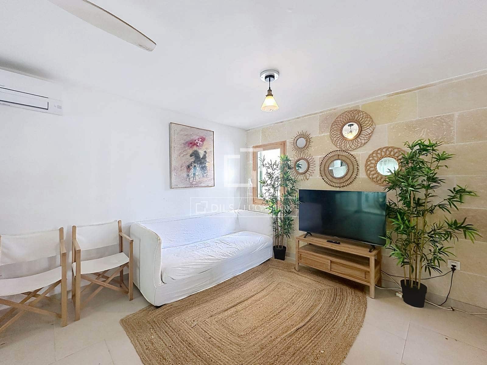 2 bedroom Villa for rent in Ciutadella de Menorca with pool - € 1,000 (Ref: 10086513)