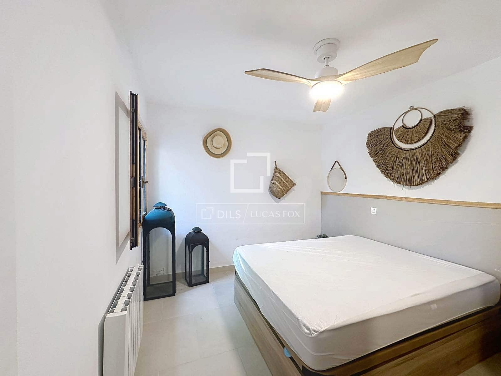 2 bedroom Villa for rent in Ciutadella de Menorca with pool - € 1,000 (Ref: 10086513)