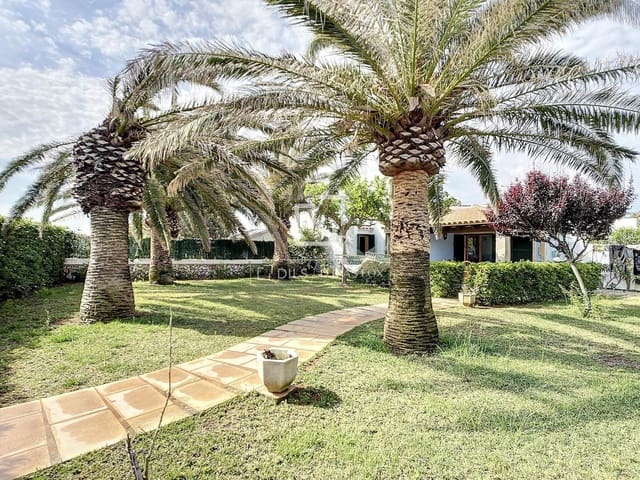 2 soveværelse Villa til leje i Ciutadella de Menorca med swimmingpool - € 1.000 (Ref: 10086513)
