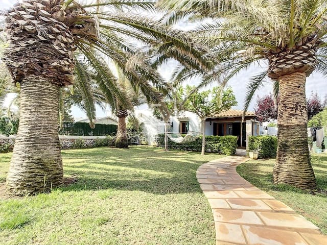 2 soveværelse Villa til leje i Ciutadella de Menorca med swimmingpool - € 1.000 (Ref: 10086513)