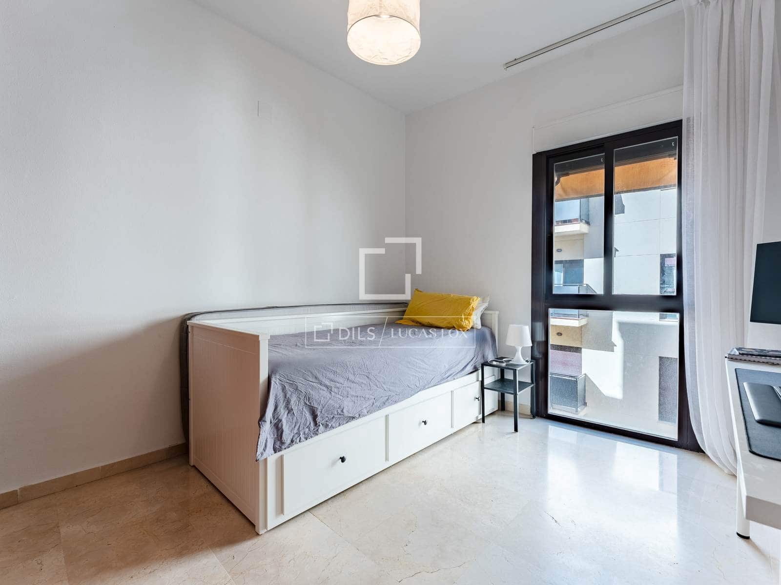 4 soverom Leilighet til salgs i Malaga by med garasje - € 1 090 000 (Ref: 10086514)