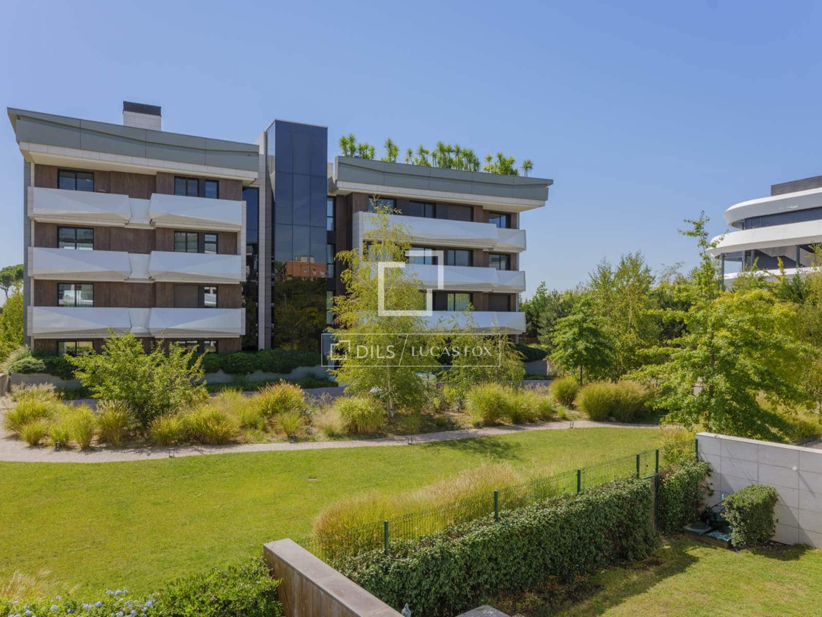 4 bedroom Apartment for rent in Pozuelo de Alarcon - € 5,500 (Ref: 10086515)
