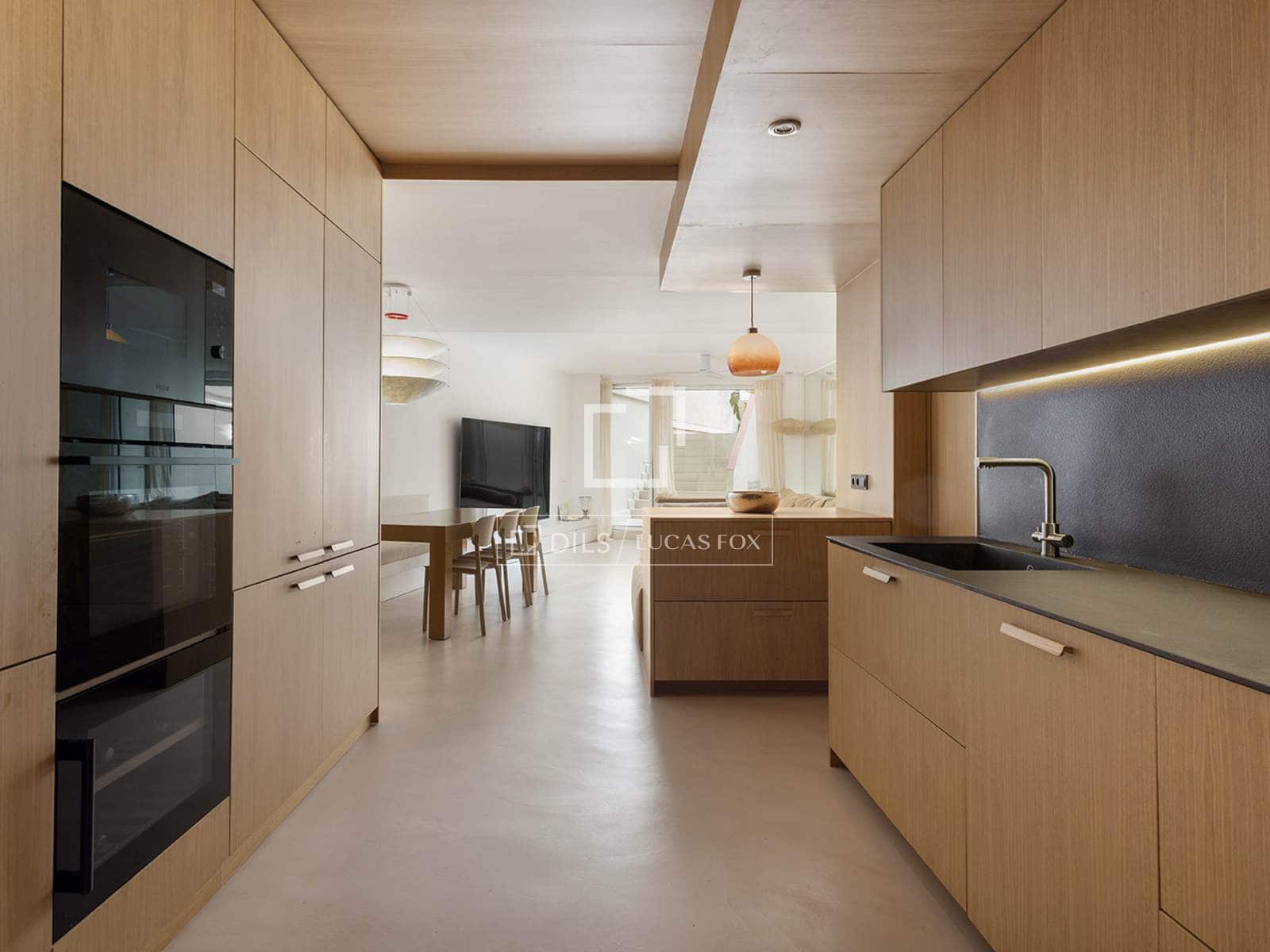 3 sypialnia Apartament na sprzedaż w Miasto Barcelona z garażem - 1 060 000 € (Ref: 10086729)