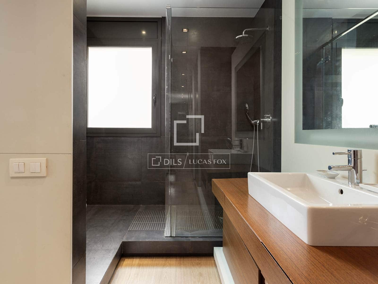 4 sypialnia Willa na sprzedaż w Miasto Barcelona - 1 690 000 € (Ref: 10086730)