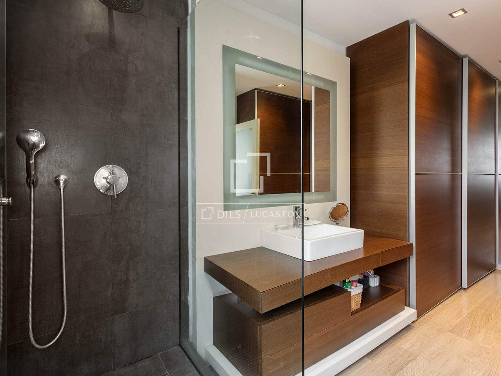 4 sypialnia Willa na sprzedaż w Miasto Barcelona - 1 690 000 € (Ref: 10086730)