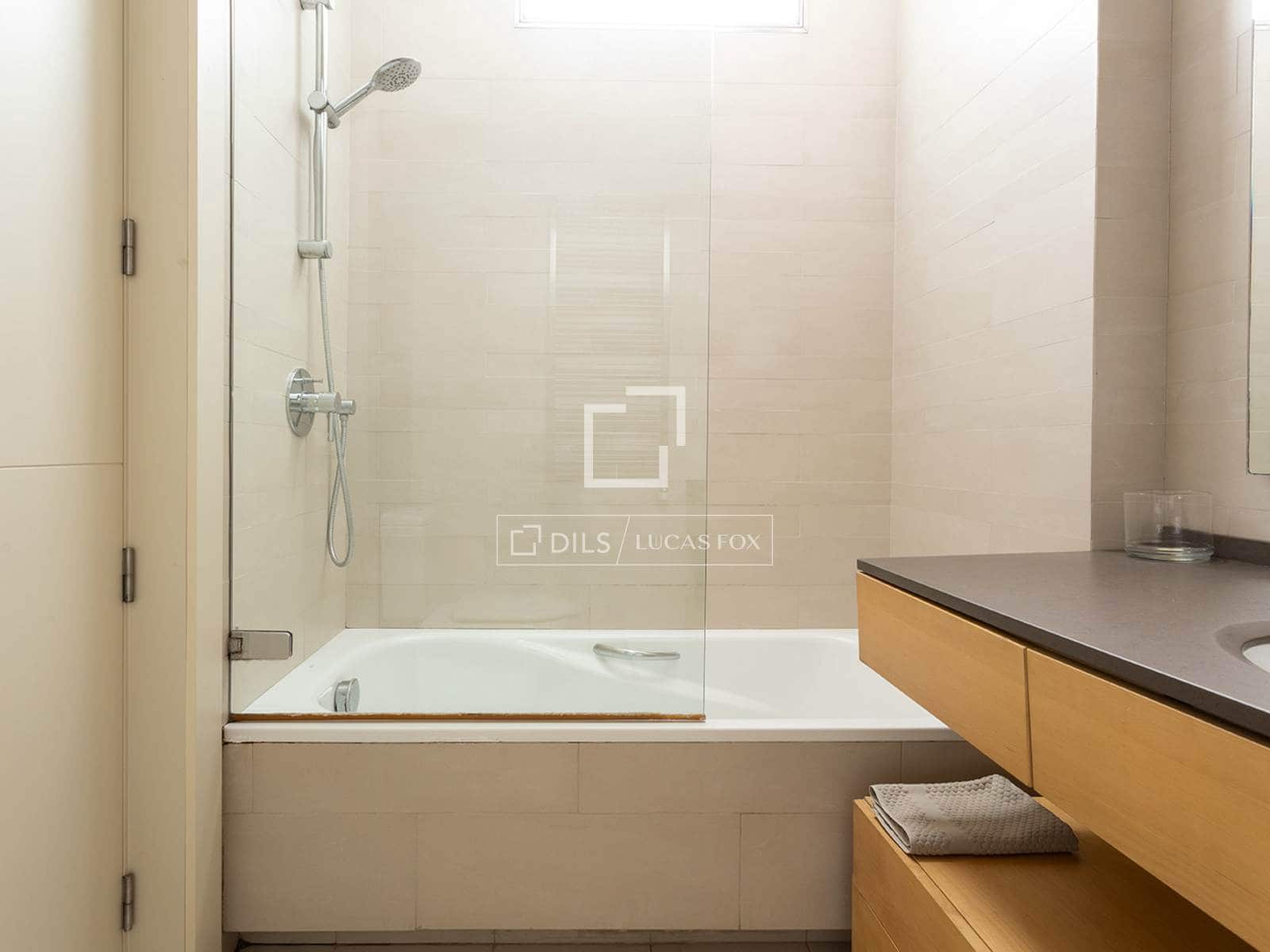 4 sypialnia Willa na sprzedaż w Miasto Barcelona - 1 690 000 € (Ref: 10086730)