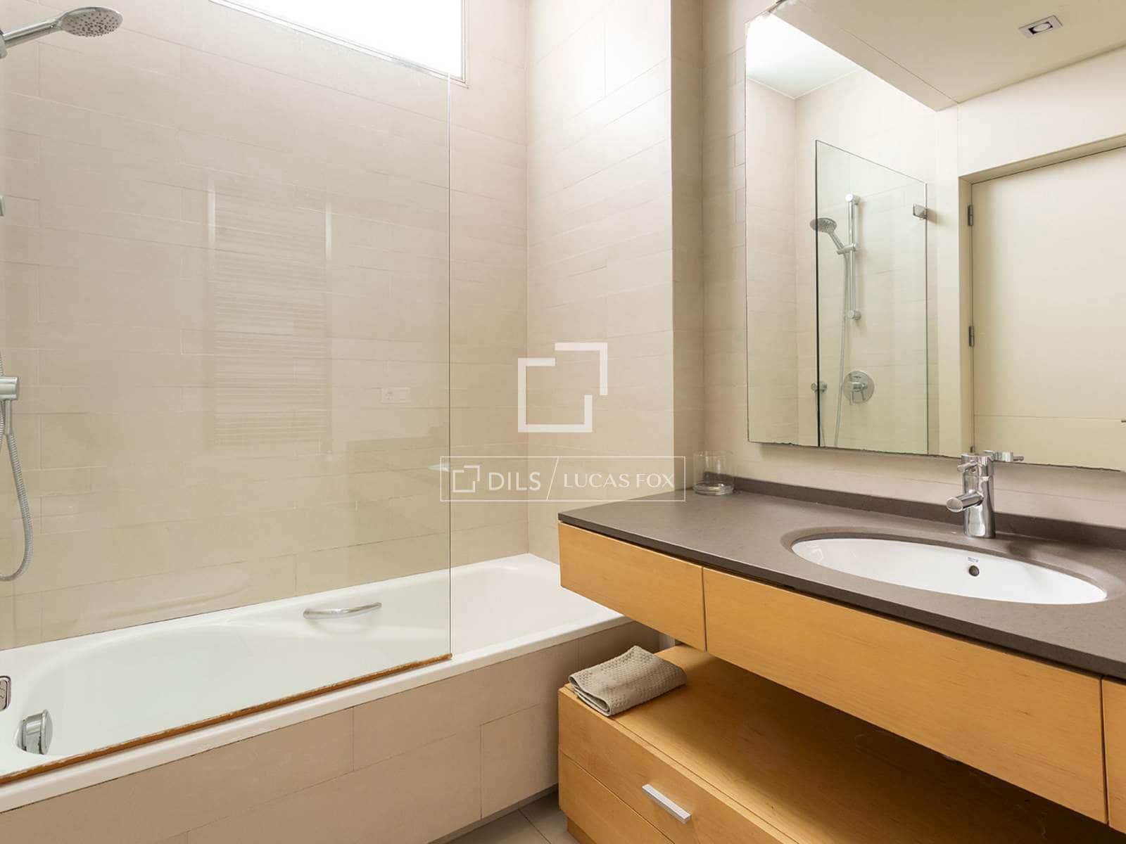 4 sypialnia Willa na sprzedaż w Miasto Barcelona - 1 690 000 € (Ref: 10086730)