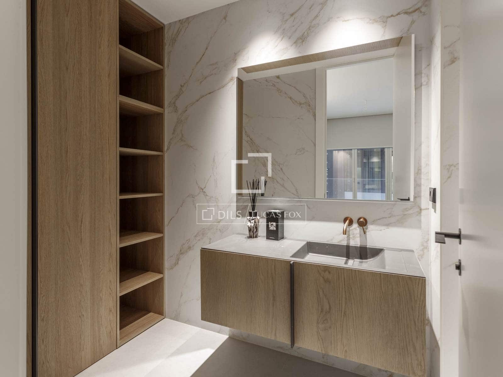 3 quarto Apartamento para arrendar em Madrid cidade com piscina - 8 500 € (Ref: 10086731)