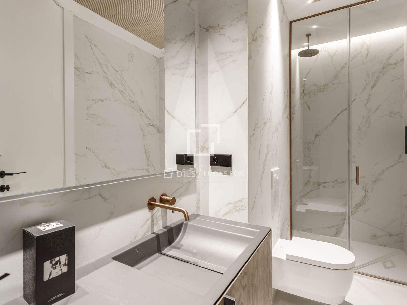 3 quarto Apartamento para arrendar em Madrid cidade com piscina - 8 500 € (Ref: 10086731)