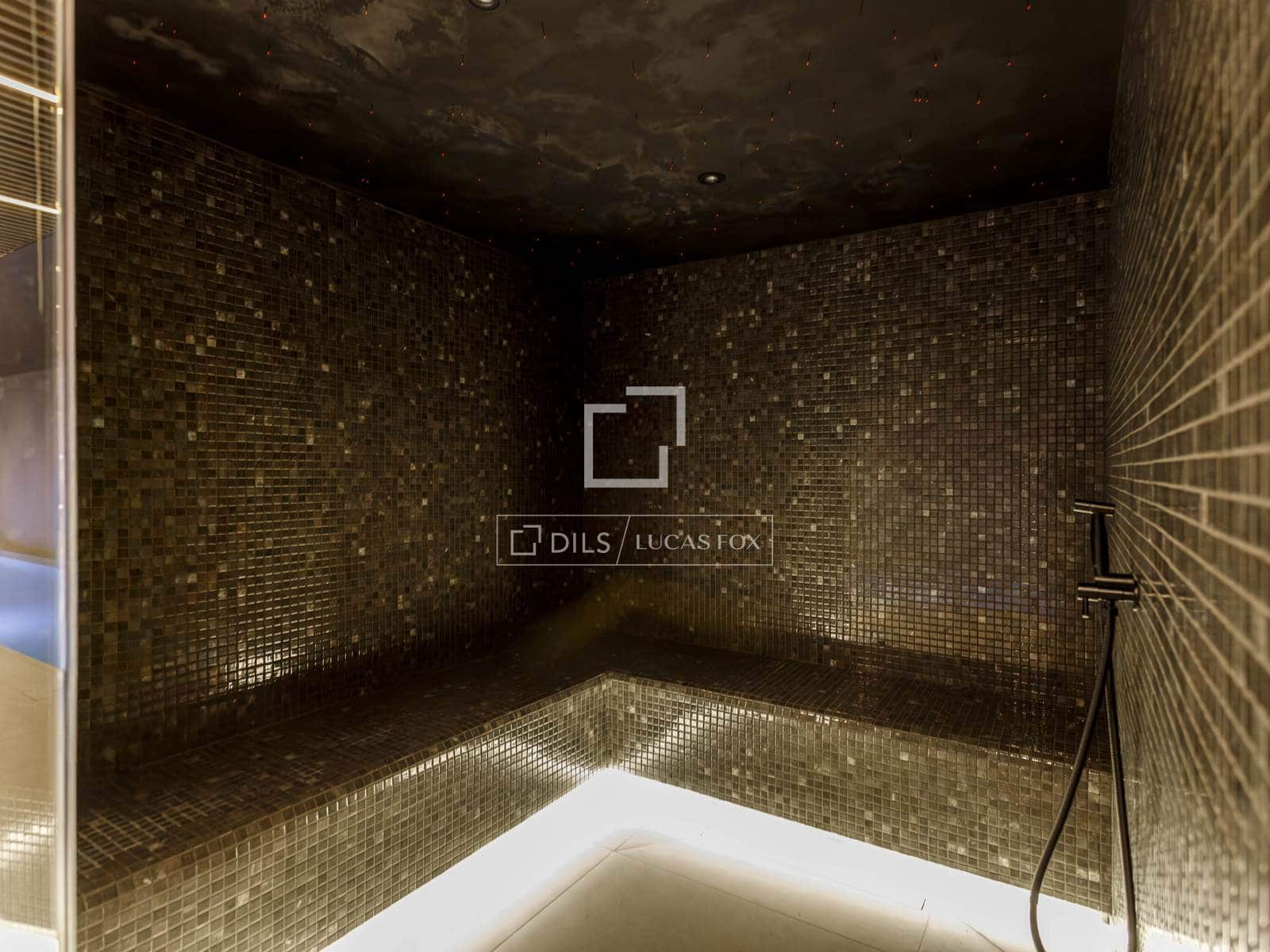 3 quarto Apartamento para arrendar em Madrid cidade com piscina - 8 500 € (Ref: 10086731)