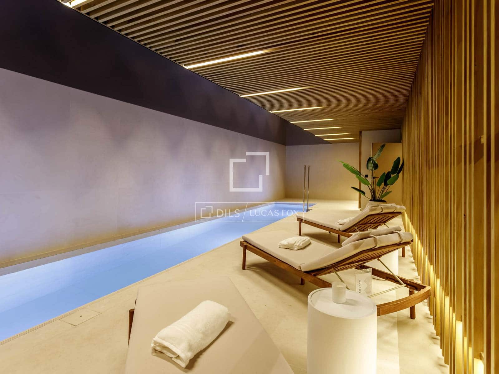 3 quarto Apartamento para arrendar em Madrid cidade com piscina - 8 500 € (Ref: 10086731)