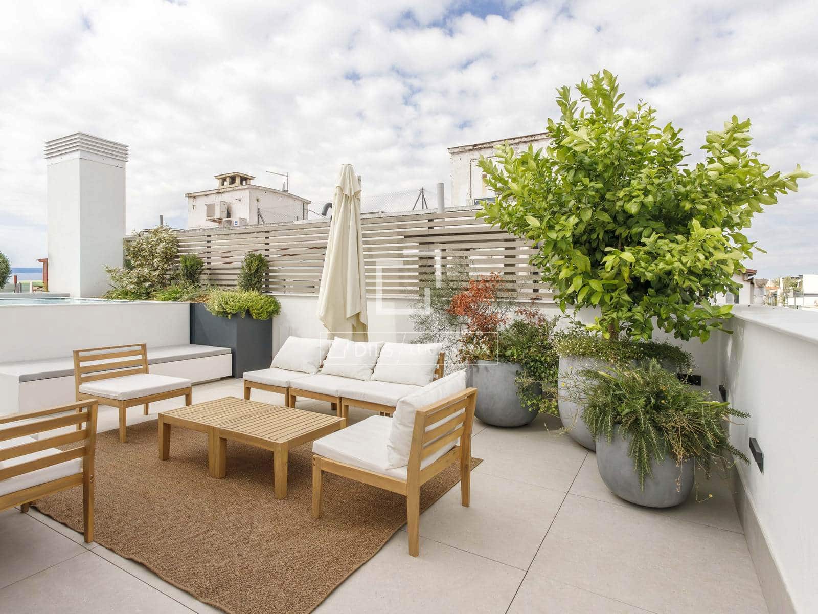 3 quarto Apartamento para arrendar em Madrid cidade com piscina - 8 500 € (Ref: 10086731)