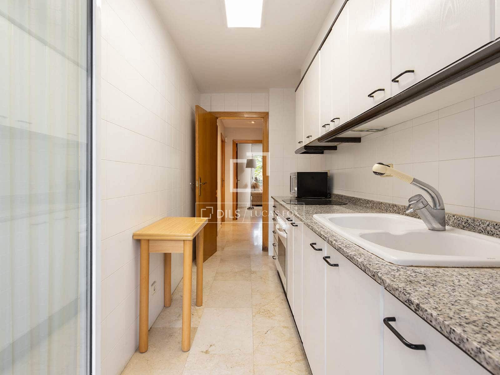 2 slaapkamer Appartement te koop in Barcelona stad met garage - € 500.000 (Ref: 10086732)