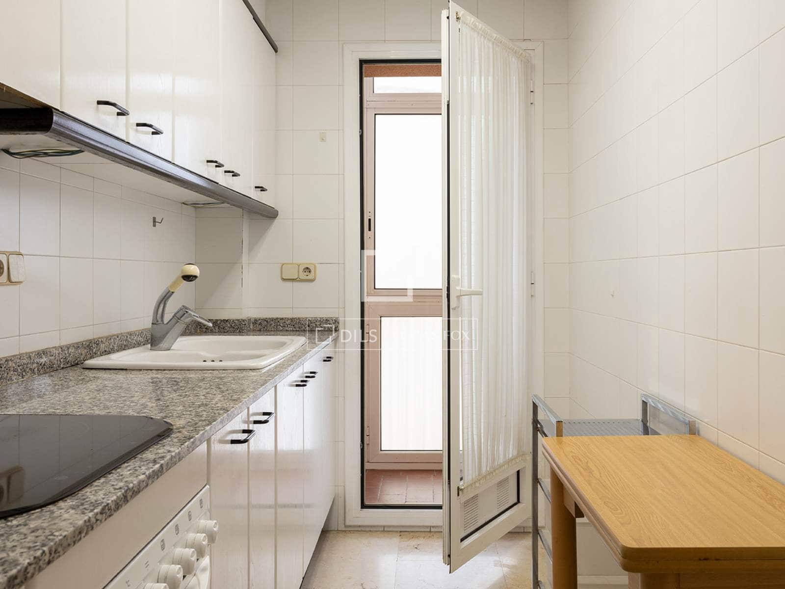 2 slaapkamer Appartement te koop in Barcelona stad met garage - € 500.000 (Ref: 10086732)