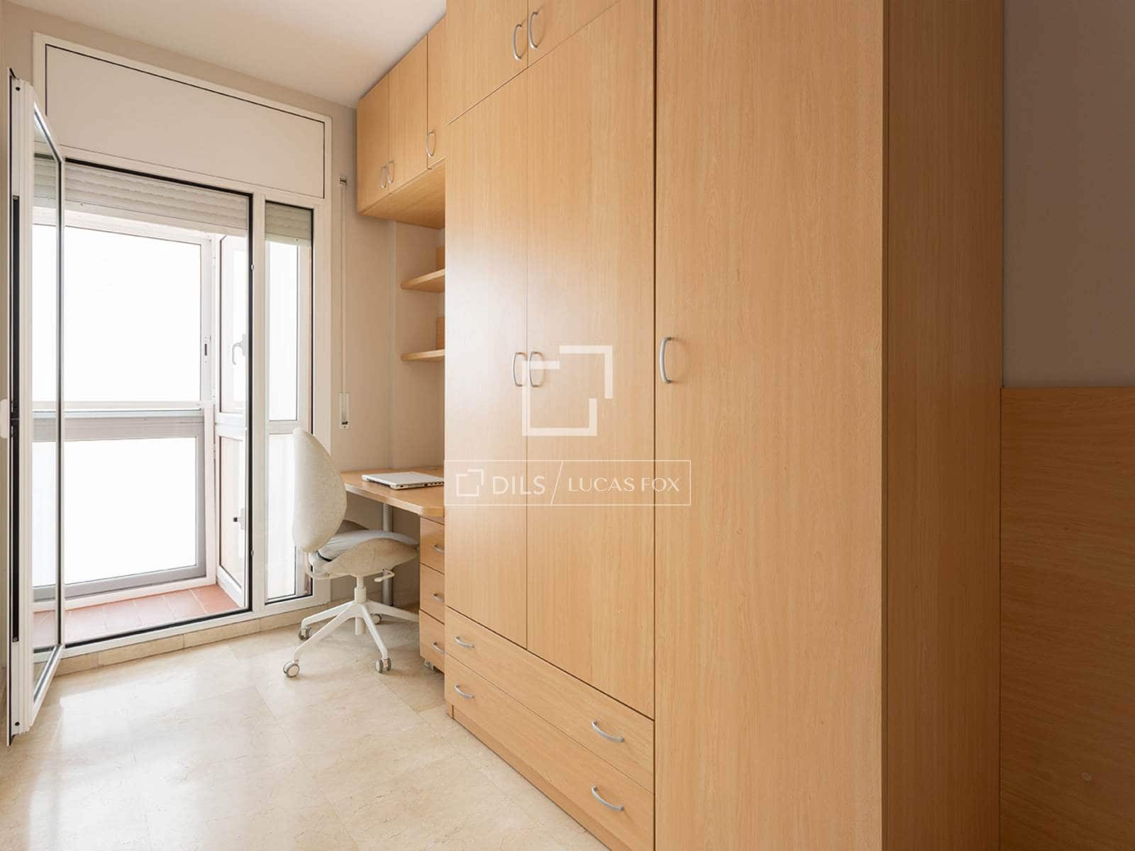 2 slaapkamer Appartement te koop in Barcelona stad met garage - € 500.000 (Ref: 10086732)