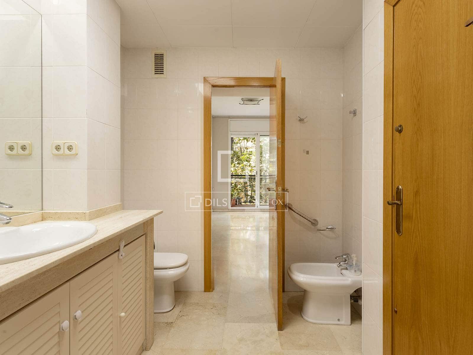 2 slaapkamer Appartement te koop in Barcelona stad met garage - € 500.000 (Ref: 10086732)