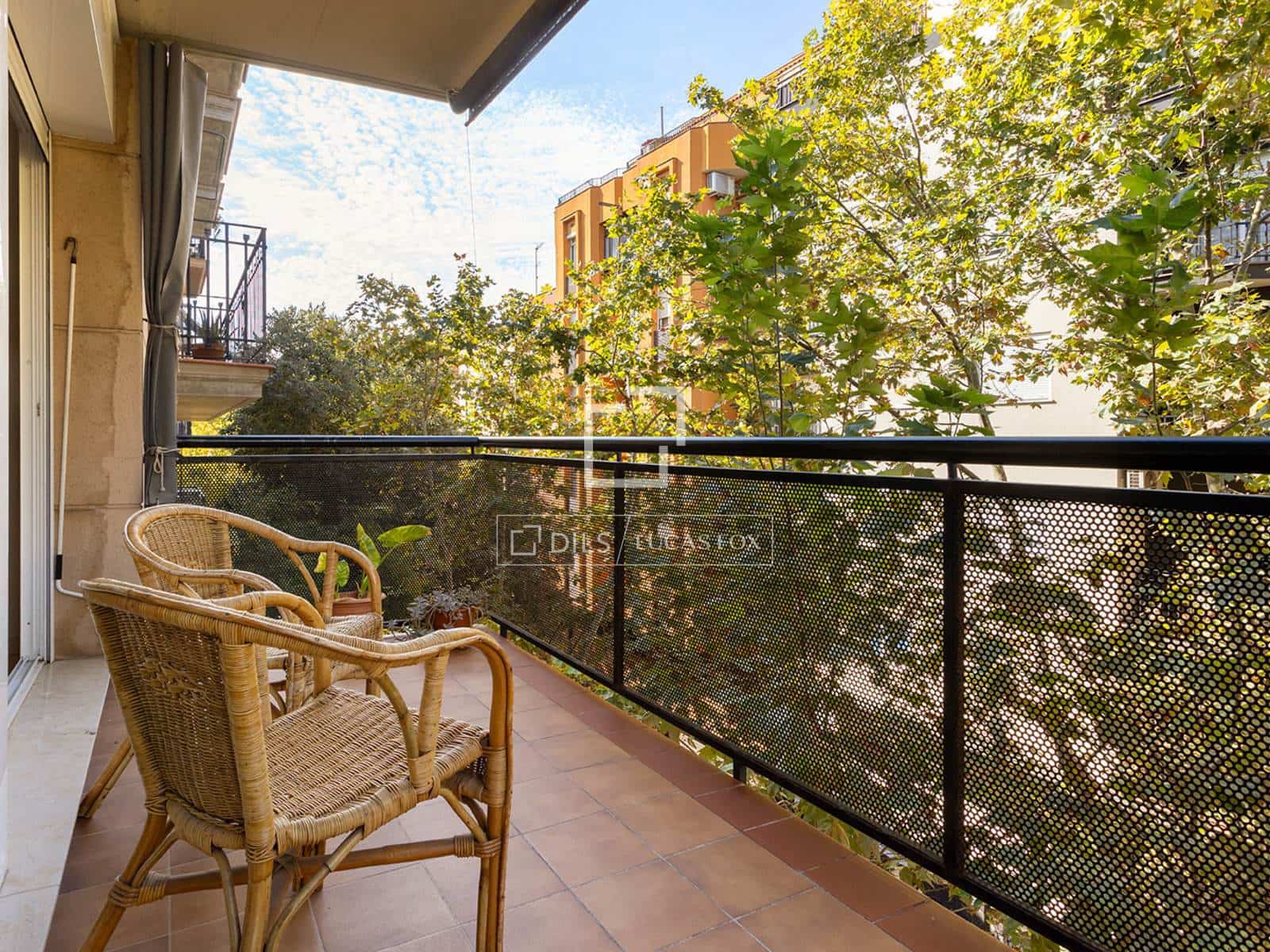 2 slaapkamer Appartement te koop in Barcelona stad met garage - € 500.000 (Ref: 10086732)