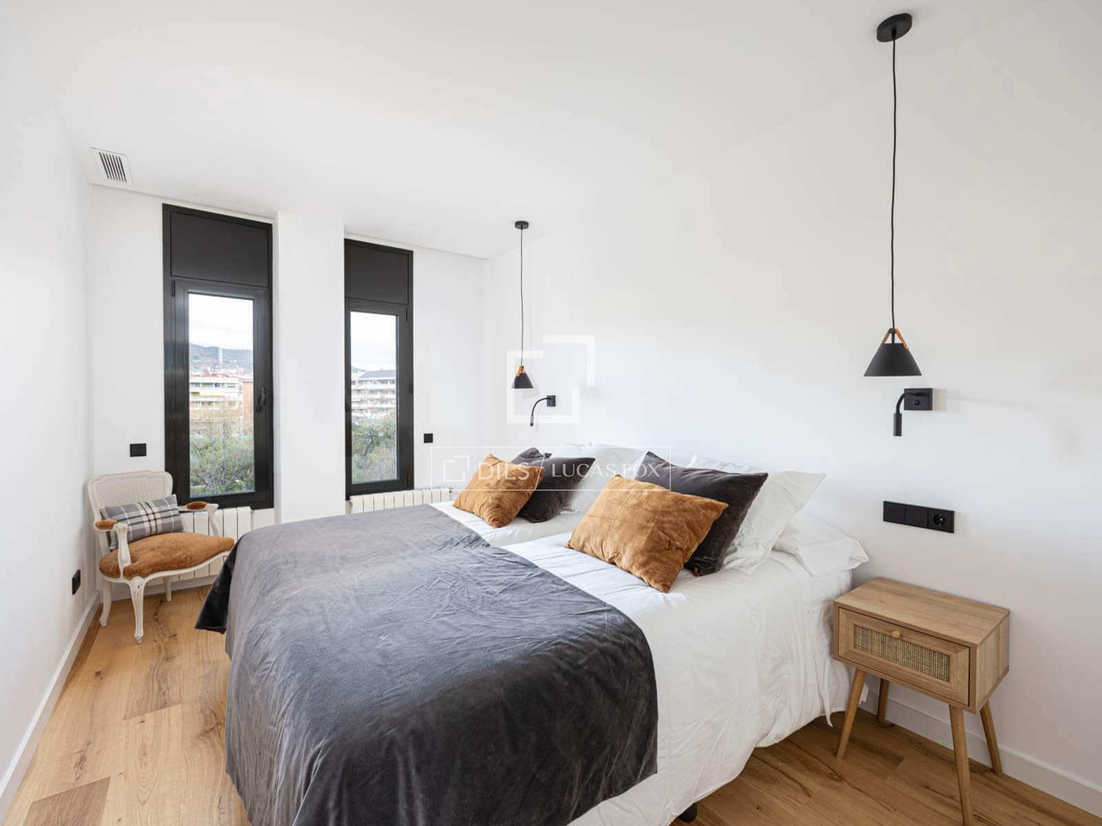 5 sypialnia Apartament na sprzedaż w Miasto Barcelona z garażem - 2 600 000 € (Ref: 10086733)