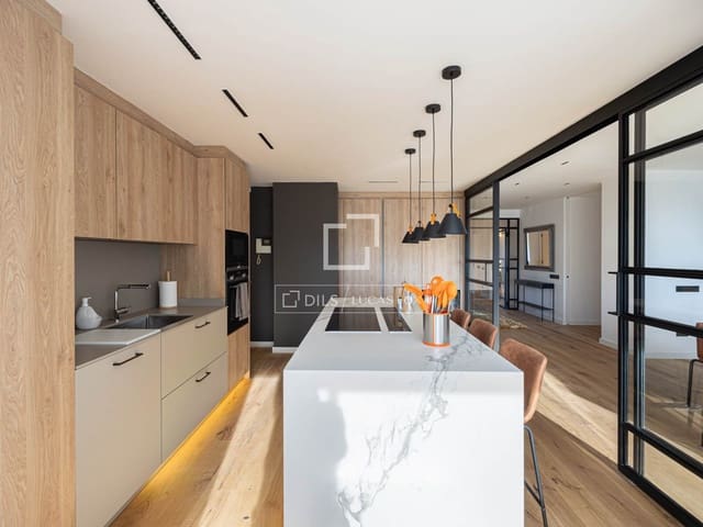 5 sypialnia Apartament na sprzedaż w Miasto Barcelona z garażem - 2 600 000 € (Ref: 10086733)