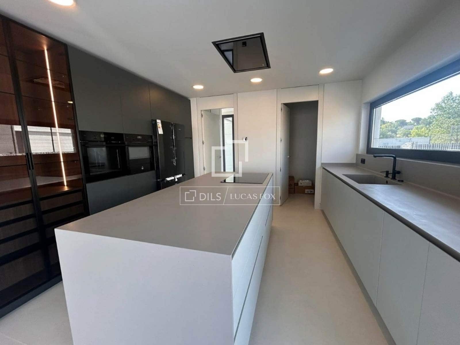 4 camera da letto Finca/Casa di Campagna da affittare in Majadahonda con piscina garage - 6.000 € (Rif: 10086735)