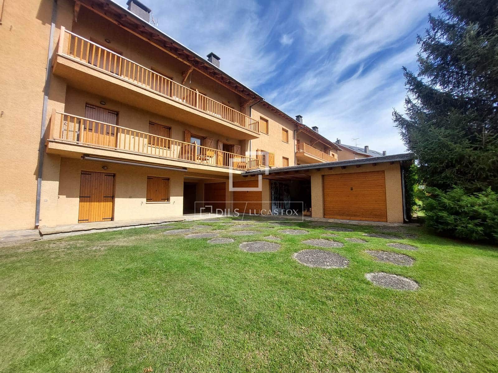 3 bedroom Apartment for sale in Guils de Cerdanya with garage - € 358,000 (Ref: 10088609)