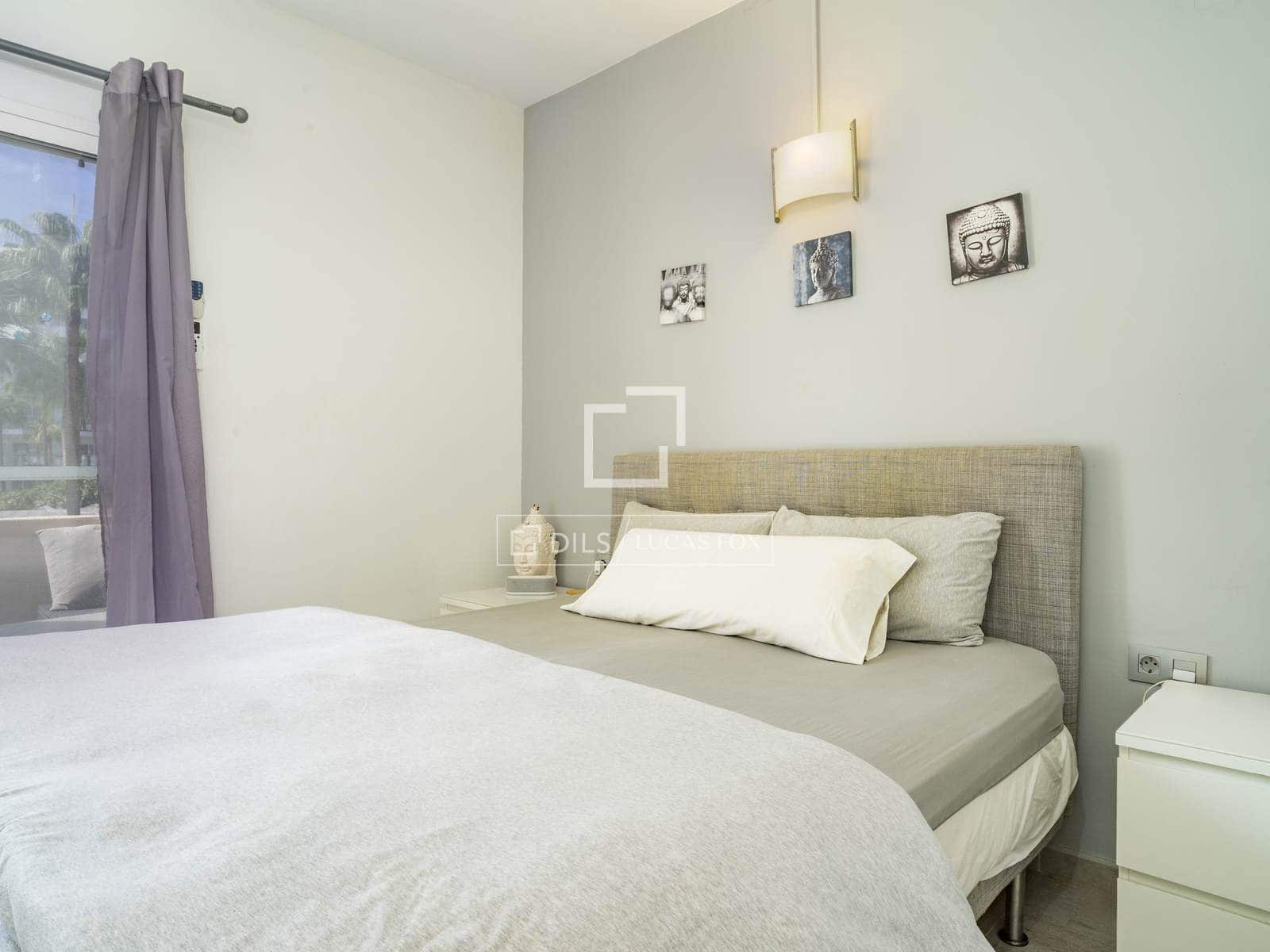 Apartamento de 2 habitaciones en Torremolinos en venta con piscina garaje - 695.000 € (Ref: 10088611)