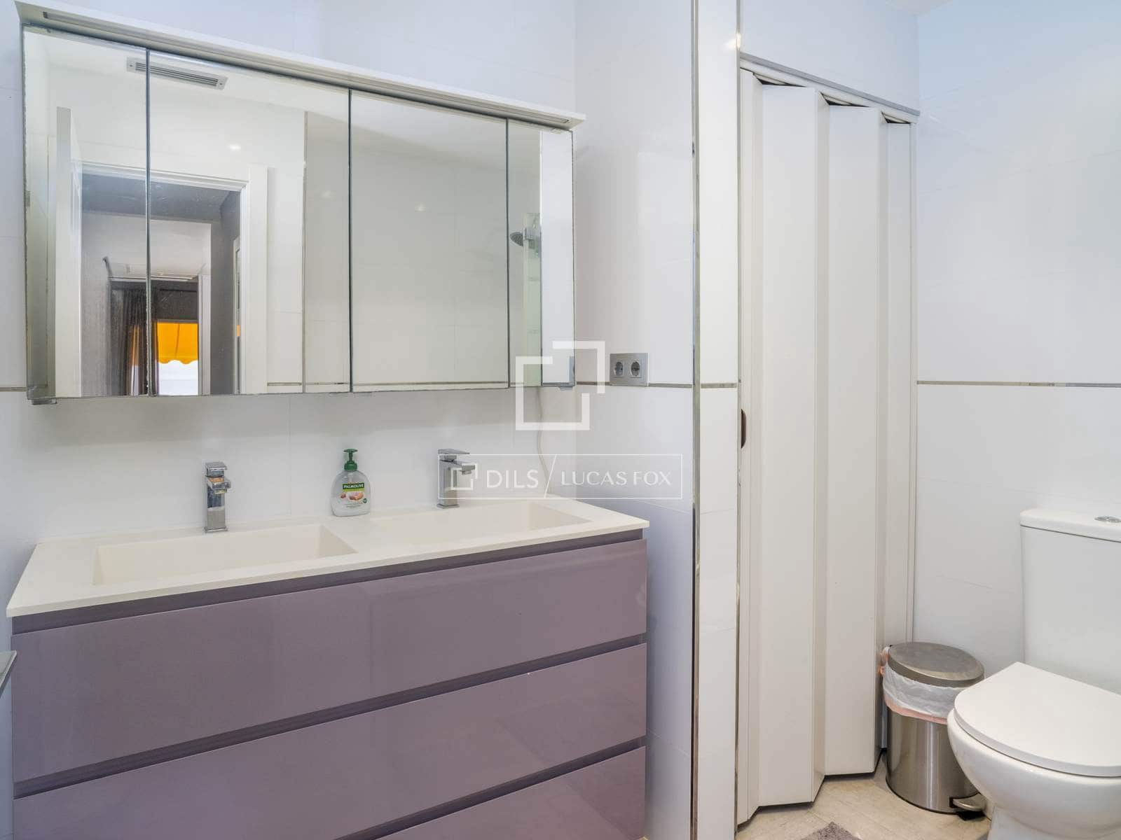 Apartamento de 2 habitaciones en Torremolinos en venta con piscina garaje - 695.000 € (Ref: 10088611)