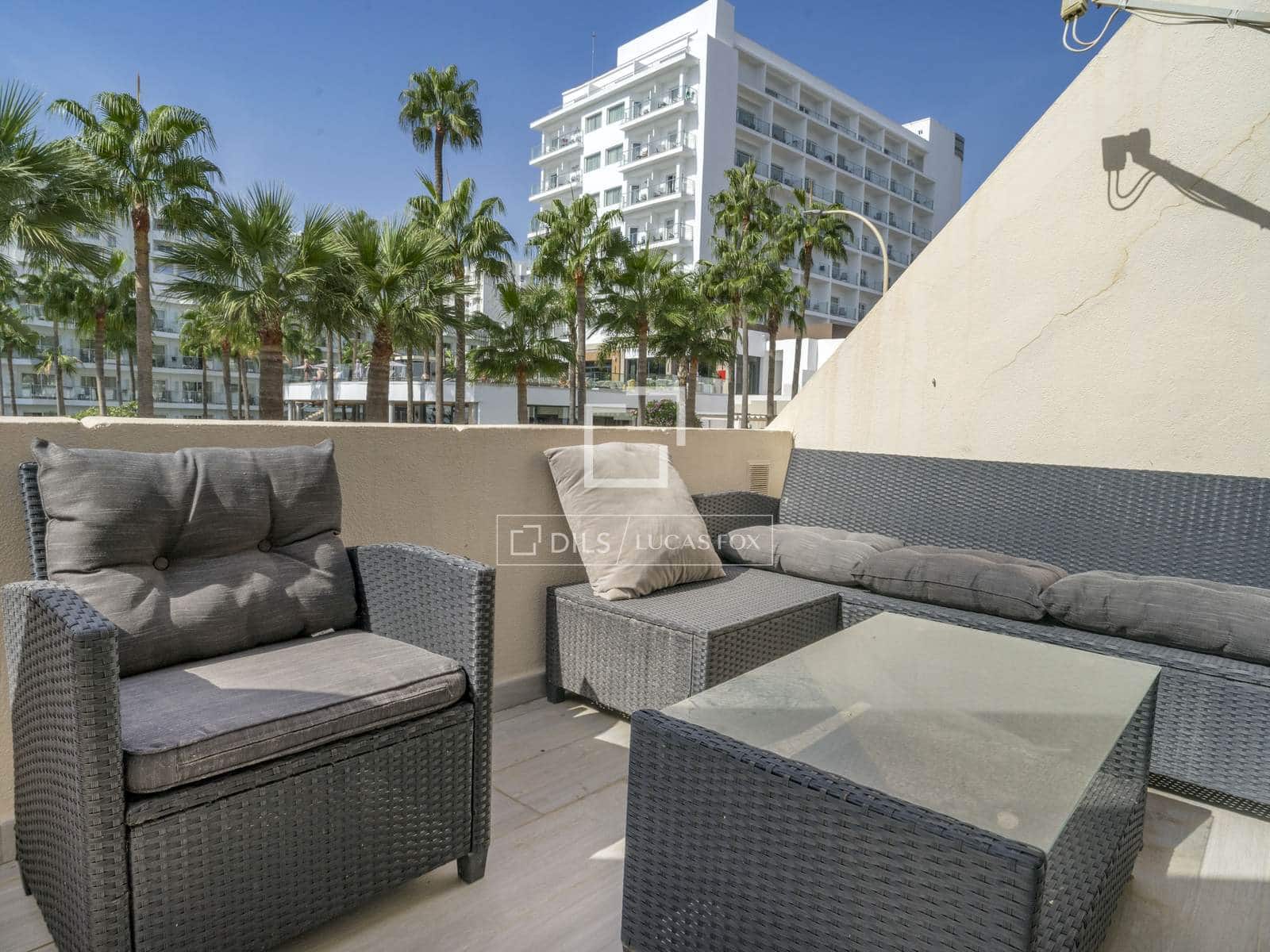 Apartamento de 2 habitaciones en Torremolinos en venta con piscina garaje - 695.000 € (Ref: 10088611)