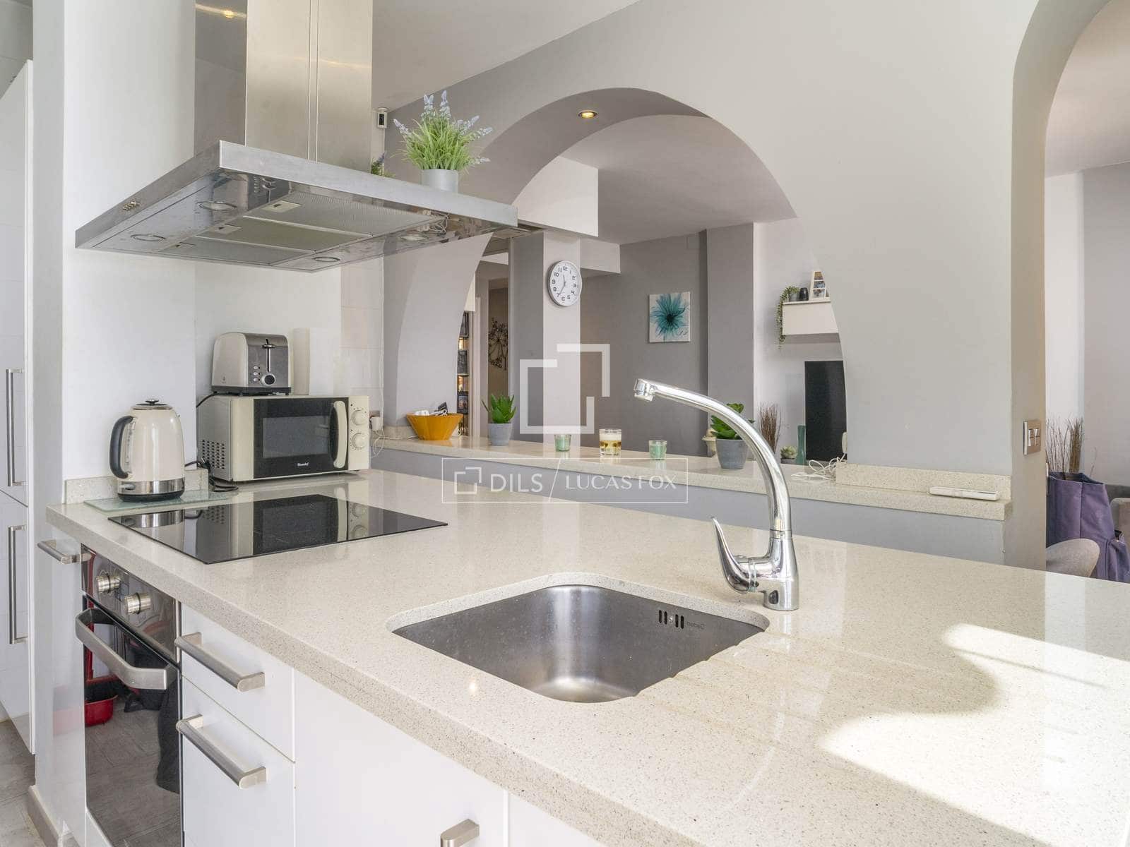Apartamento de 2 habitaciones en Torremolinos en venta con piscina garaje - 695.000 € (Ref: 10088611)