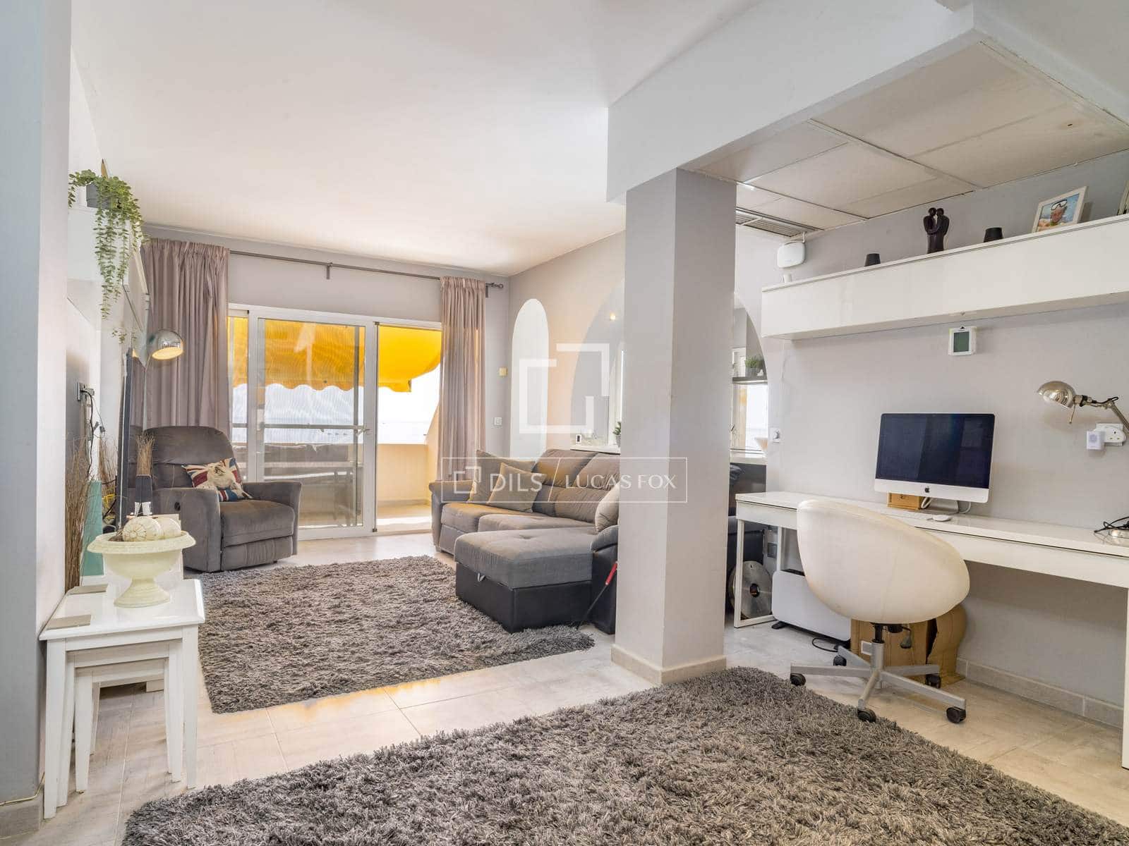 Apartamento de 2 habitaciones en Torremolinos en venta con piscina garaje - 695.000 € (Ref: 10088611)