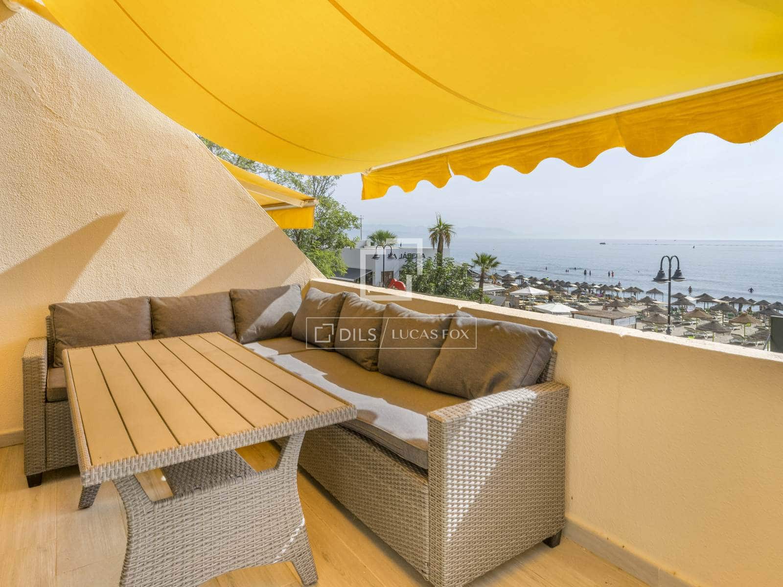 Apartamento de 2 habitaciones en Torremolinos en venta con piscina garaje - 695.000 € (Ref: 10088611)