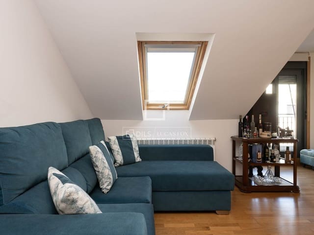 4 bedroom Penthouse for sale in Sanxenxo with garage - € 757,000 (Ref: 10088612)