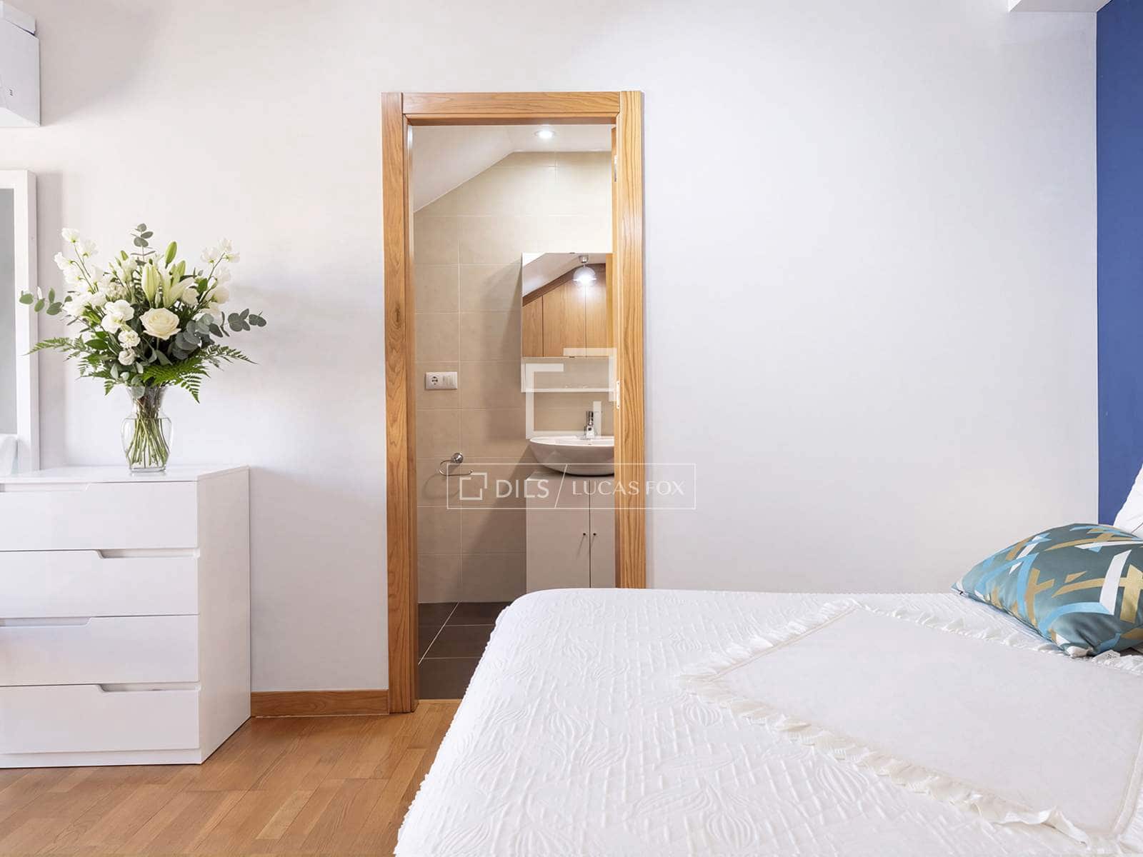 4 bedroom Penthouse for sale in Sanxenxo with garage - € 757,000 (Ref: 10088612)