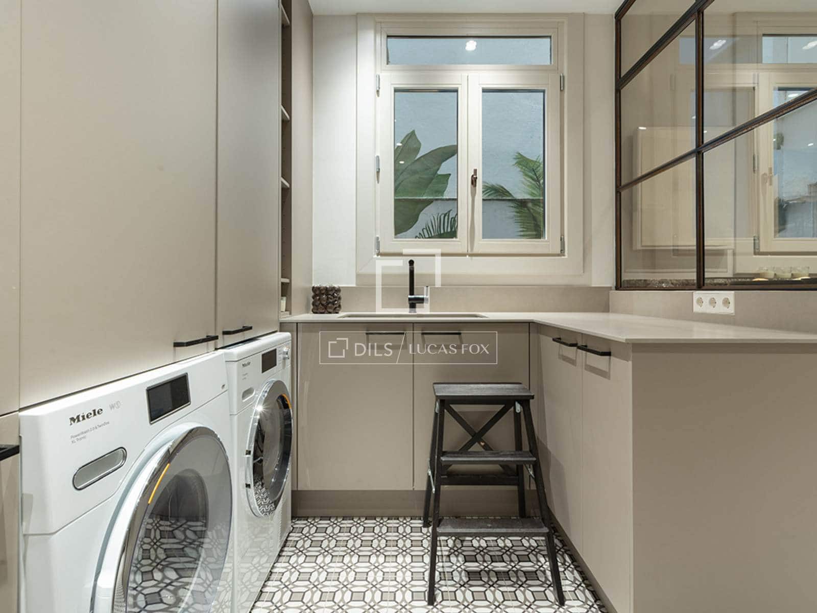 3 sypialnia Apartament na sprzedaż w Miasto Barcelona - 2 450 000 € (Ref: 10088613)