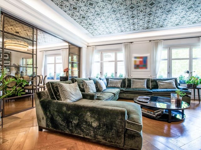 3 soveværelse Lejlighed til salg i Barcelona by - € 2.450.000 (Ref: 10088613)