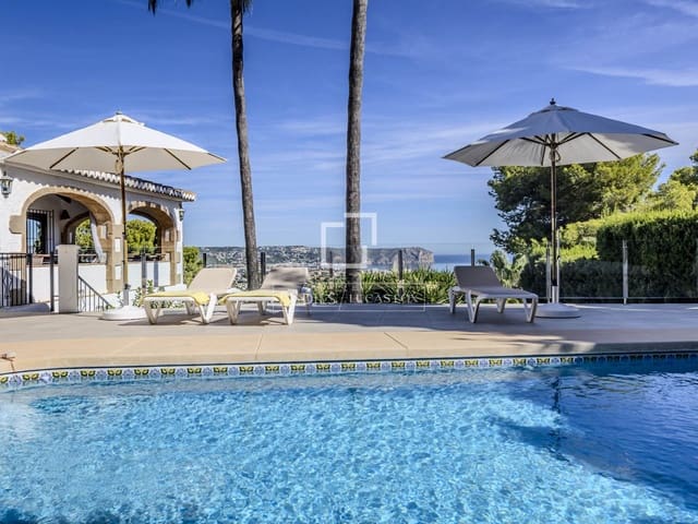 Chalet de 5 habitaciones en Javea / Xàbia en venta con piscina garaje - 1.195.000 € (Ref: 10088618)