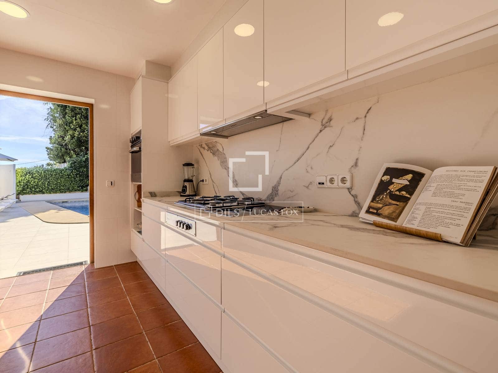 Chalet de 5 habitaciones en Javea / Xàbia en venta con piscina garaje - 1.195.000 € (Ref: 10088618)