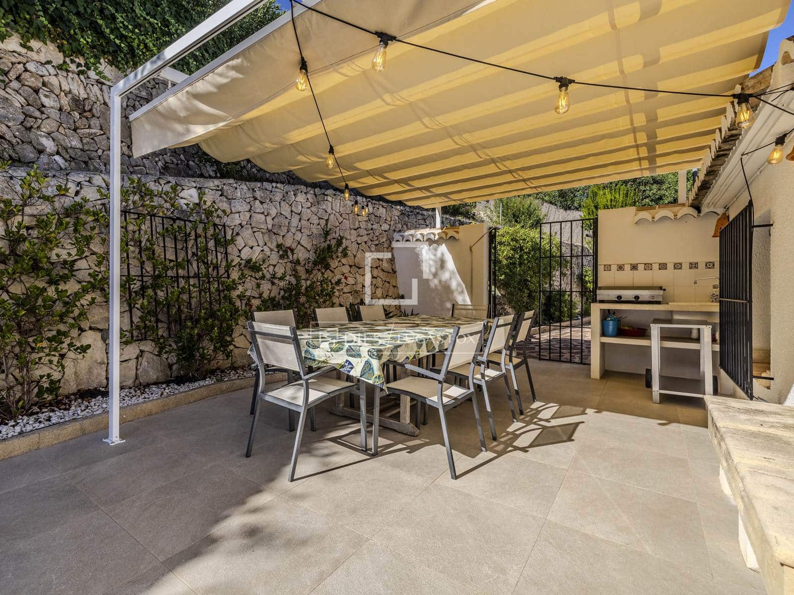 Chalet de 5 habitaciones en Javea / Xàbia en venta con piscina garaje - 1.195.000 € (Ref: 10088618)