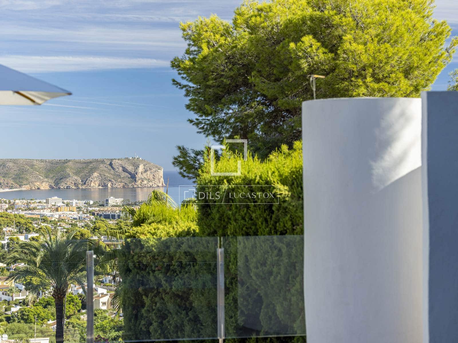 Chalet de 5 habitaciones en Javea / Xàbia en venta con piscina garaje - 1.195.000 € (Ref: 10088618)