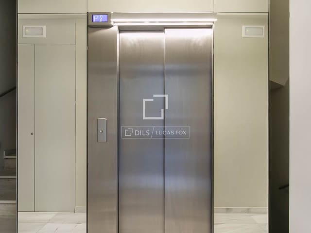 1 slaapkamer Appartement te koop in Barcelona stad - € 435.000 (Ref: 10088621)
