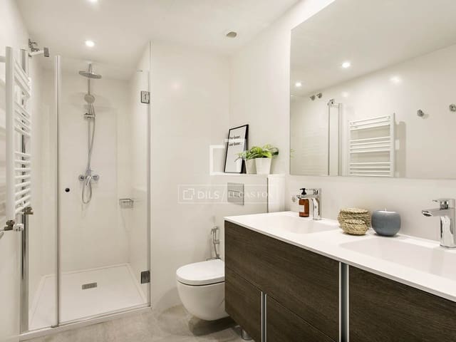 1 slaapkamer Appartement te koop in Barcelona stad - € 435.000 (Ref: 10088621)