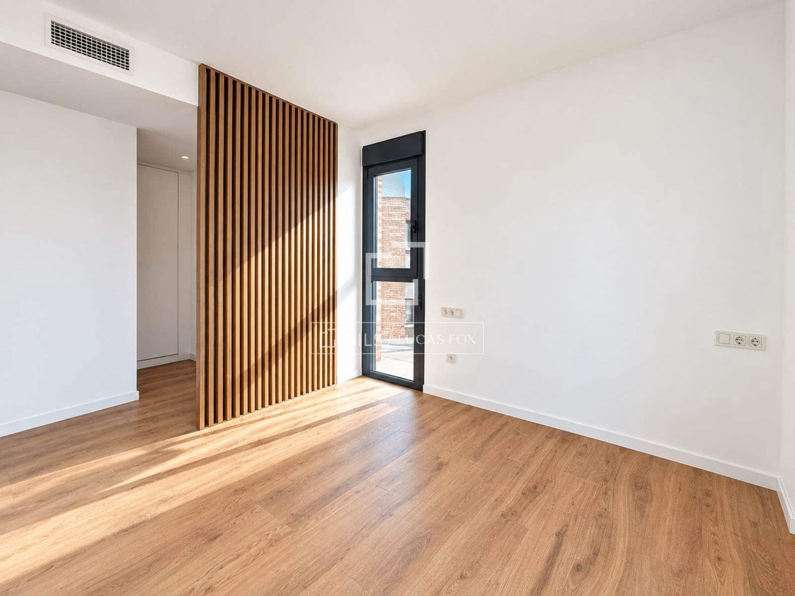 3 bedroom Apartment for sale in Alicante / Alacant city with pool garage - € 480,000 (Ref: 10089990)