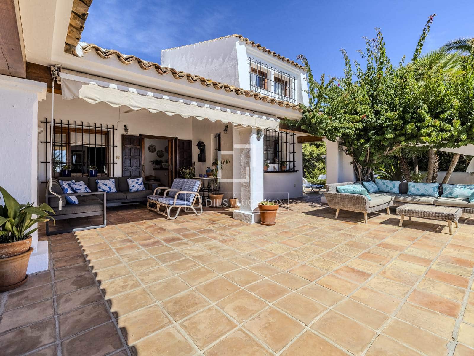 5 sovrum Villa till salu i Moraira med pool garage - 2 678 000 € (Ref: 10091432)