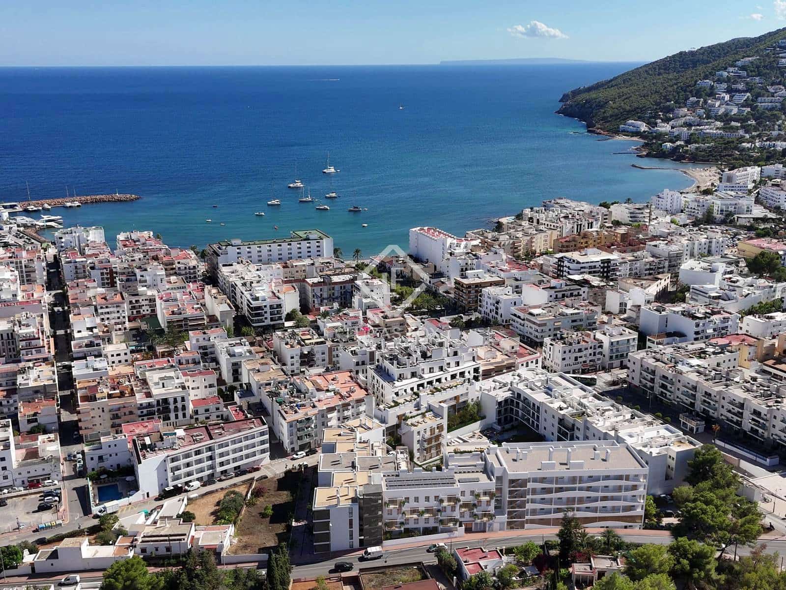 2 quarto Penthouse para venda em Ibiza / Eivissa cidade com piscina garagem - 670 000 € (Ref: 10093679)